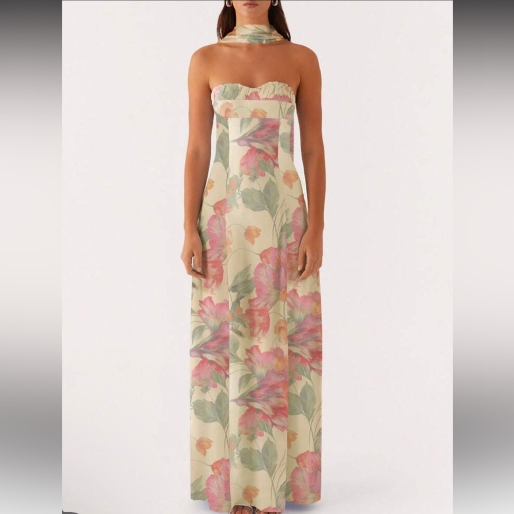 NWT SZ 12 SHEIN Maxi Dress in Cream and Pink, matching scarf